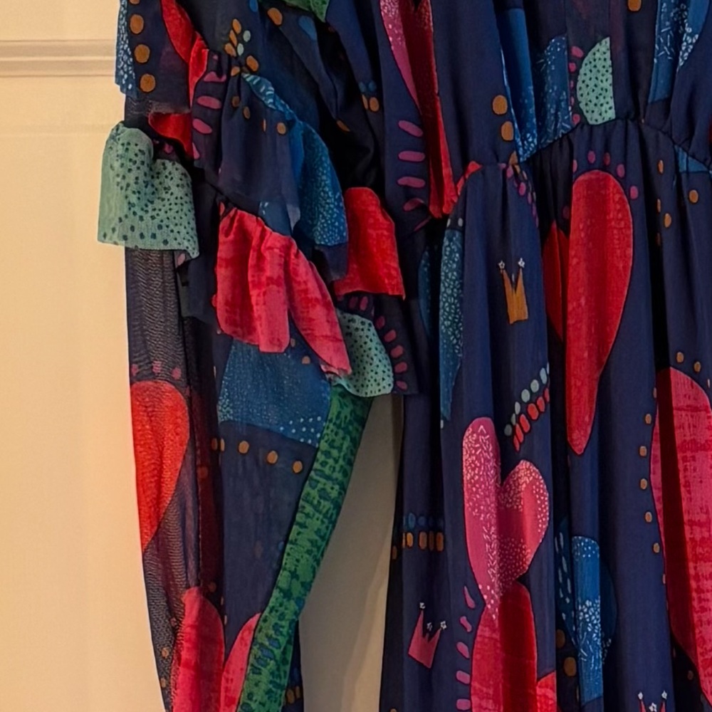 Antthony Mesh Multicolor Long Sleeve Dress in Hearts and Crown Print - Picture 12 of 15